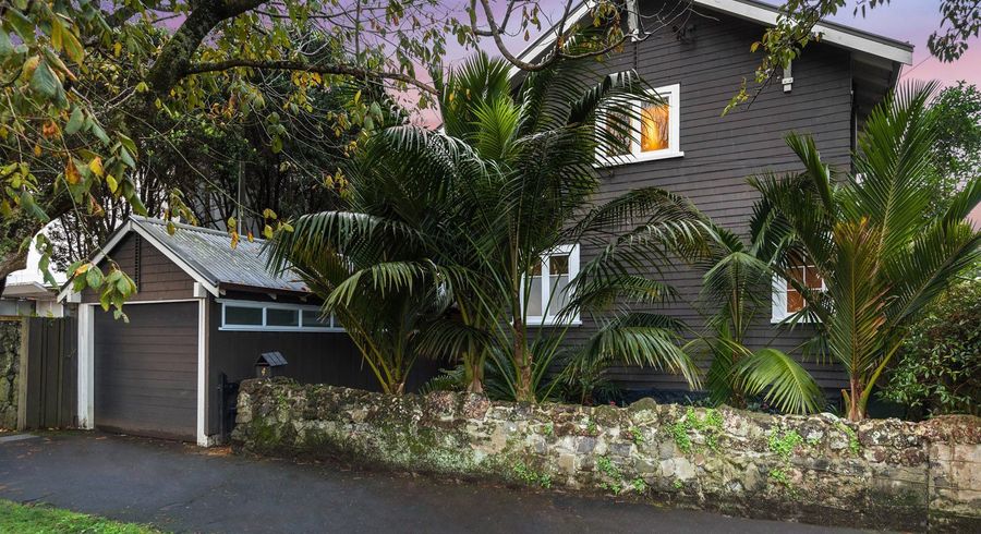  at 4 Poronui Street, Mount Eden, Auckland