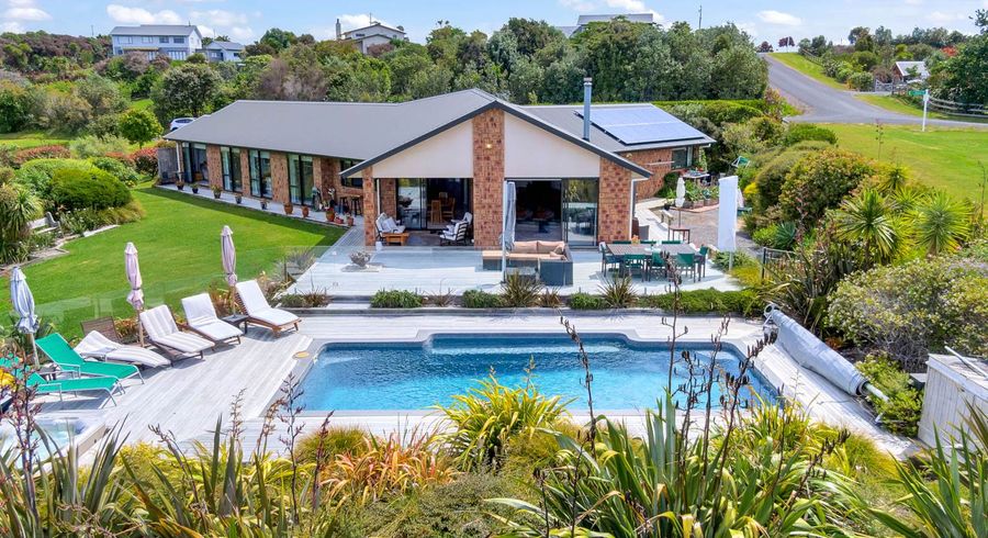  at 15 East Street, Mahurangi East, Warkworth