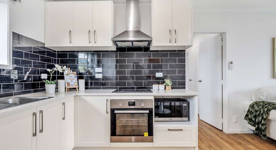  at 3/4 Moreland Road, Mount Albert, Auckland City, Auckland