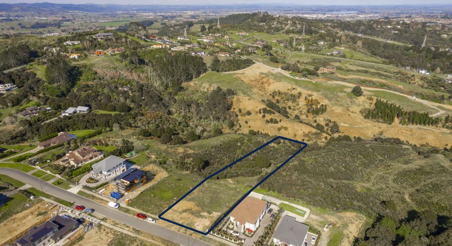  at 32 Michael Bosher Way, Flat Bush, Auckland