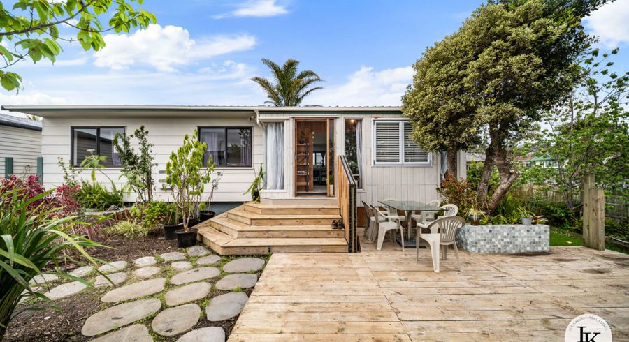  at 1/19 Glenlea Place, Flat Bush, Manukau City, Auckland