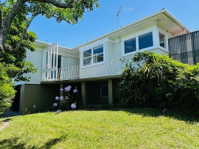  at 50 Potter Avenue, Northcote, North Shore City, Auckland