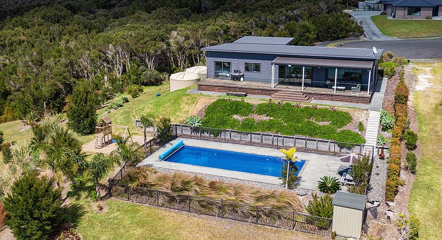  at 19 Sunrise Place, Cable Bay