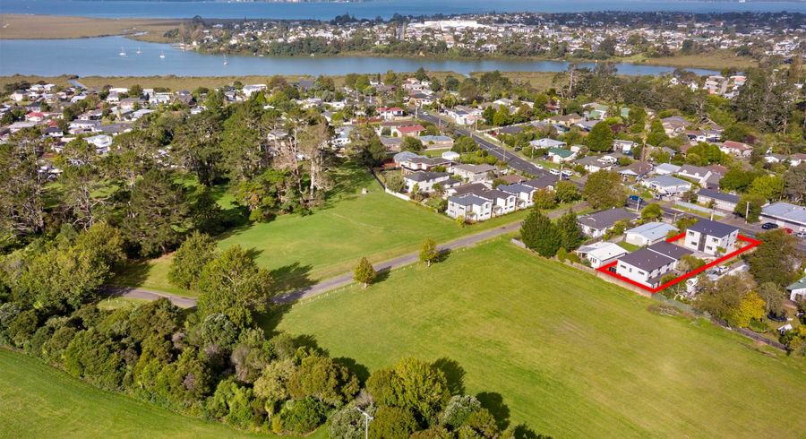  at 1/314 Royal Road, Massey, Auckland