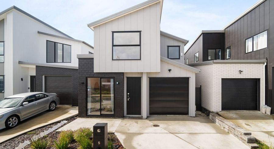  at 5 Clara Road, Silverdale, Rodney, Auckland