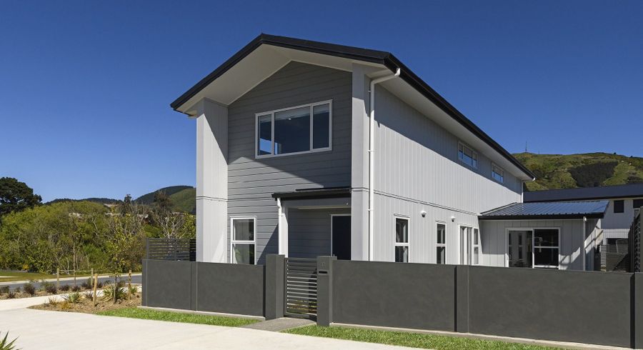  at 40 Bluff Road, Kenepuru, Porirua