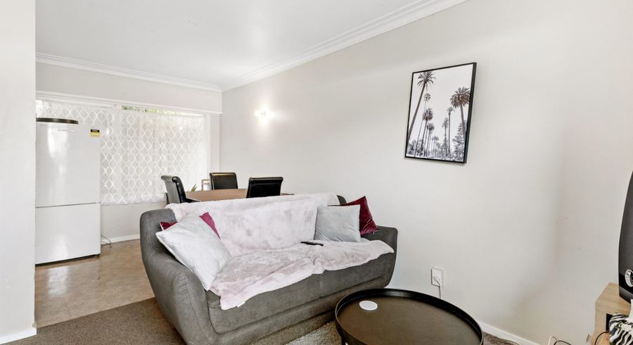 at 1/8 Alexander Avenue, Torbay, Auckland