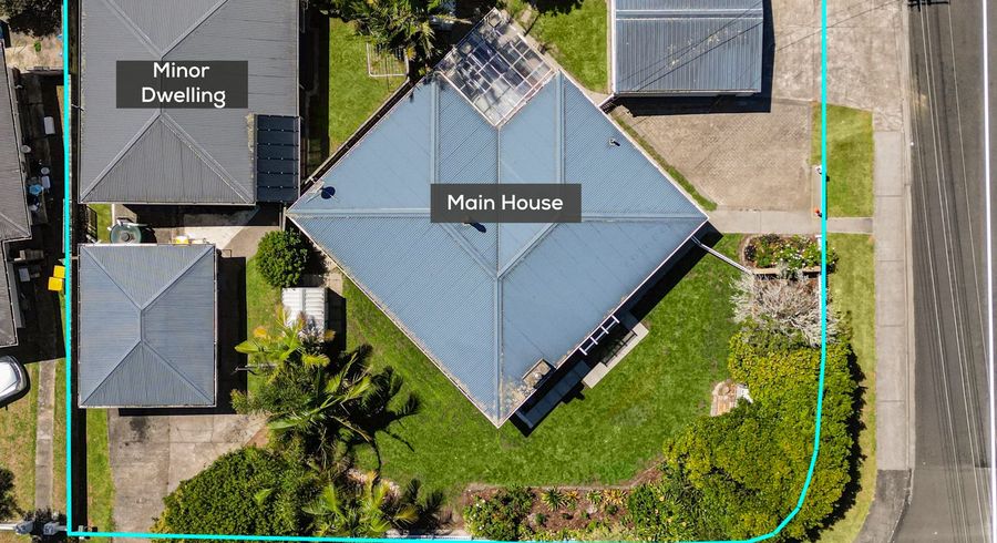  at 2 & 2a Preston Avenue, Henderson, Waitakere City, Auckland