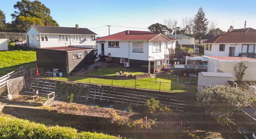  at 18 Endeavour Street, Marfell, New Plymouth