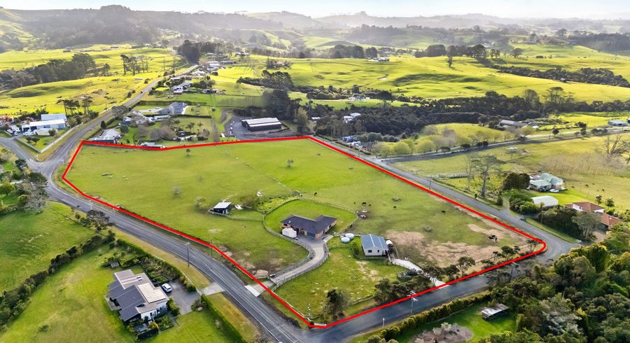  at 118 Cottle Road, Taupaki, Rodney, Auckland