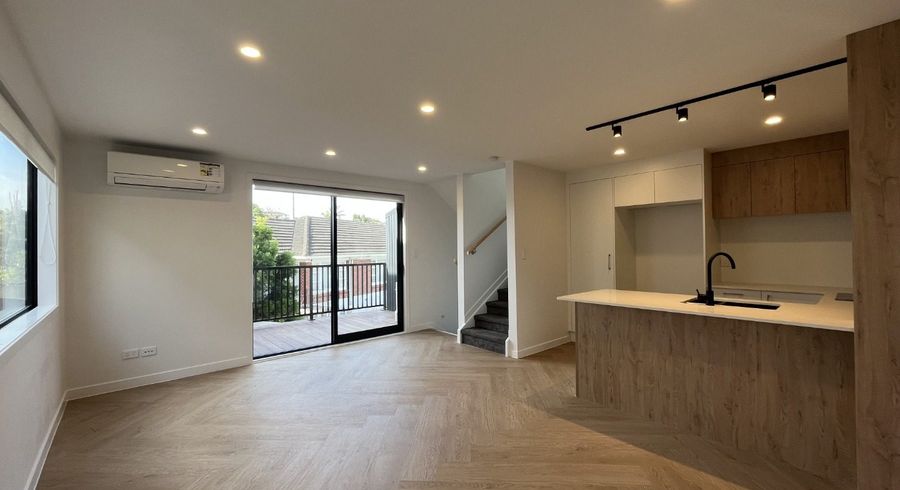  at 8/8 Bennett Road, Pakuranga, Auckland