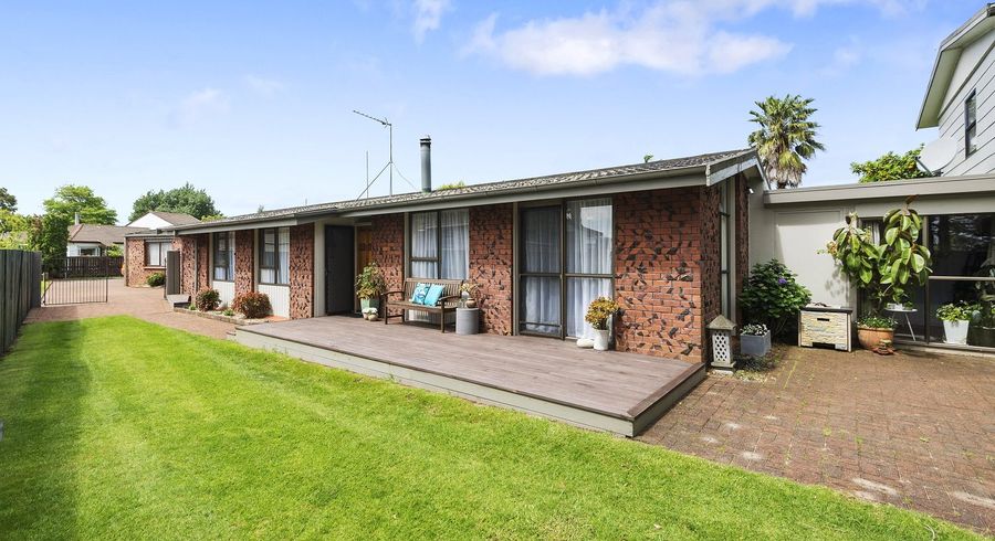  at 26 Oakmont Place, Wattle Downs, Auckland