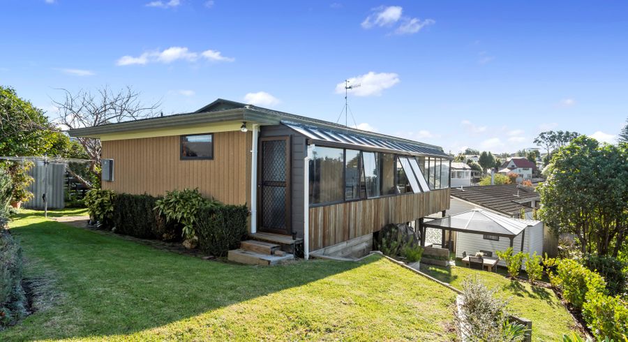  at 6 Knox Place, Greerton, Tauranga