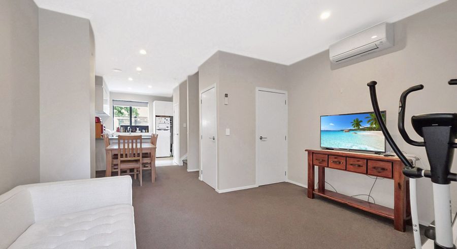  at 4/89 Hobsonville Point Road, Hobsonville, Waitakere City, Auckland