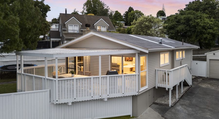  at 71 Vandeleur Avenue, Birkdale, Auckland