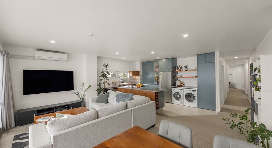  at 8C Madeira Lane, Grafton, Auckland City, Auckland