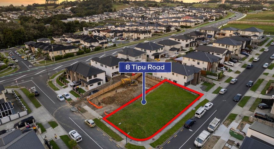  at 8  Tipu Road, Flat Bush, Manukau City, Auckland