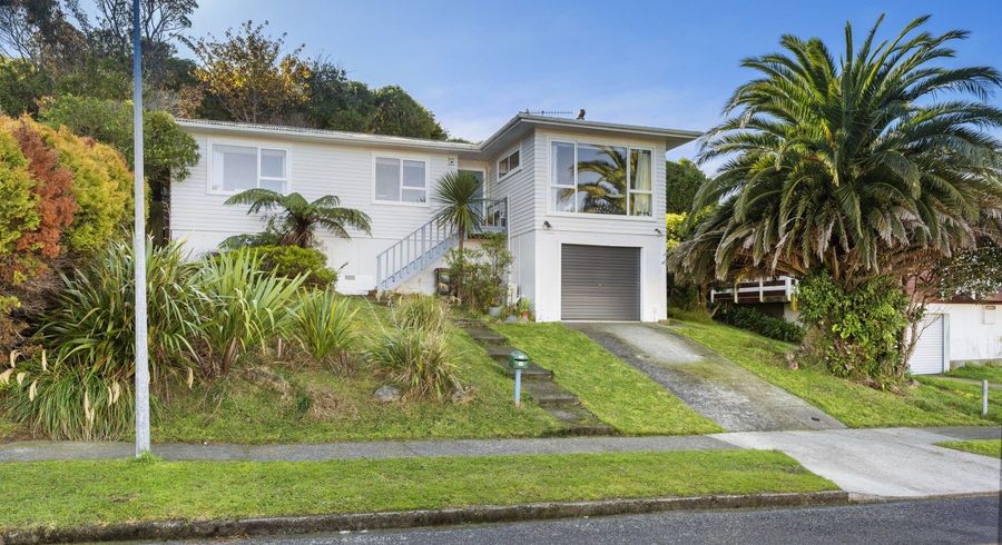  at 24 Acacia Avenue, Maungaraki, Lower Hutt, Wellington