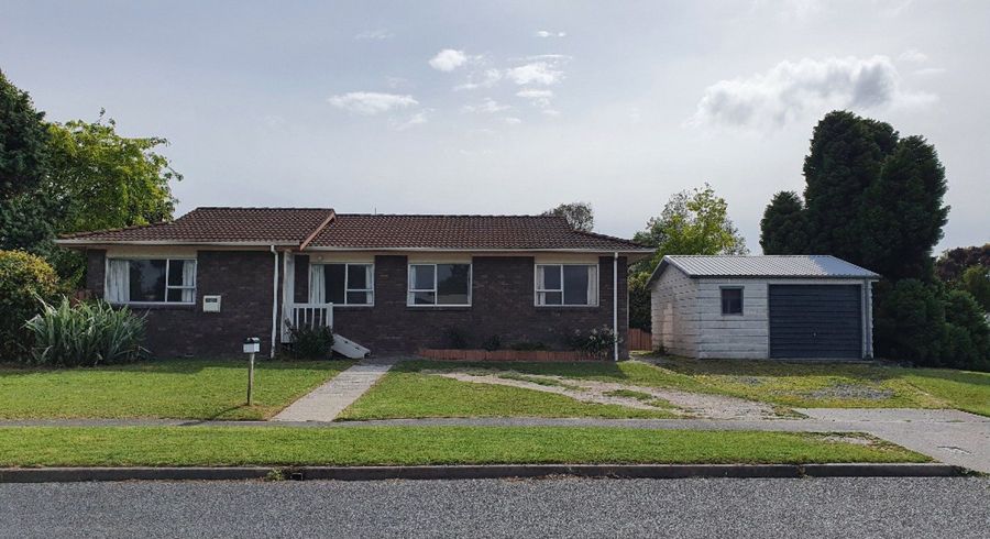  at 14 Garland Drive, Saint Andrews, Hamilton, Waikato