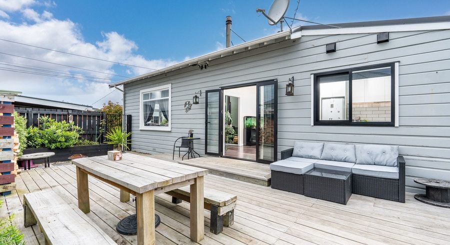  at 18 Eskvale Street, Saint Kilda, Dunedin, Otago