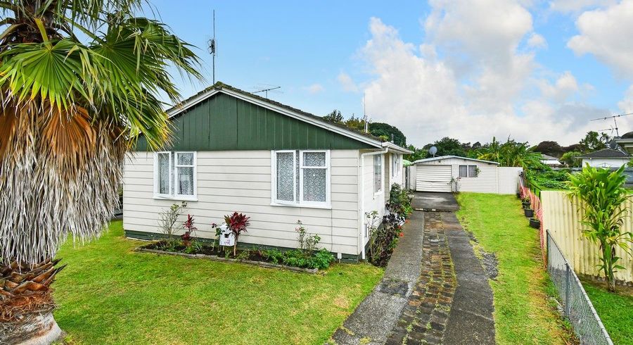  at 36 Courtenay Crescent, Mangere East, Auckland