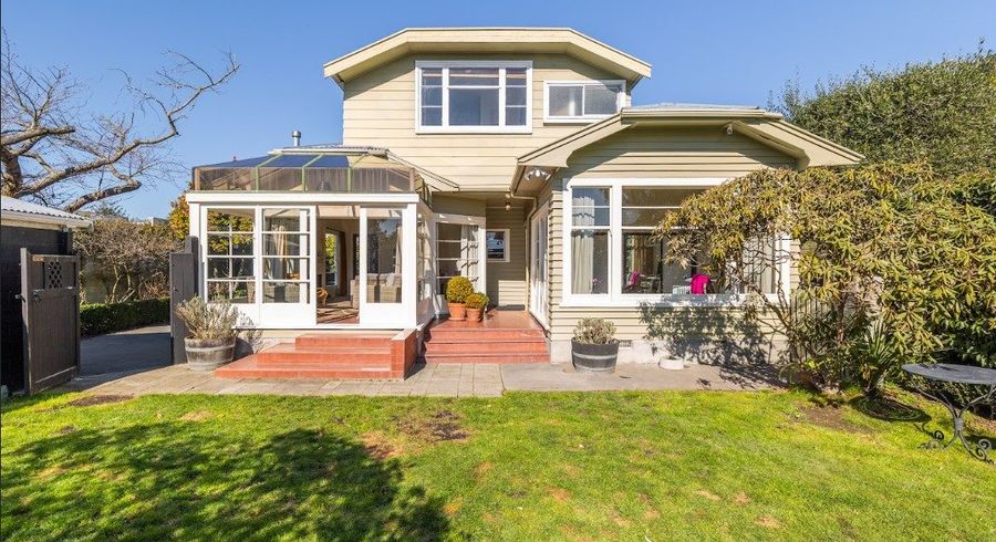  at 3 Rochdale Street, Fendalton, Christchurch City, Canterbury