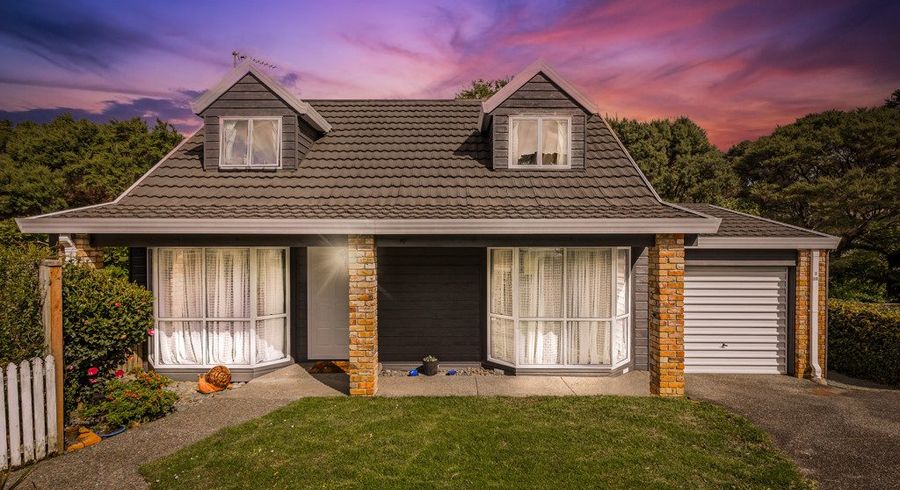 at 2/30 Lagoon Way, West Harbour, Waitakere City, Auckland
