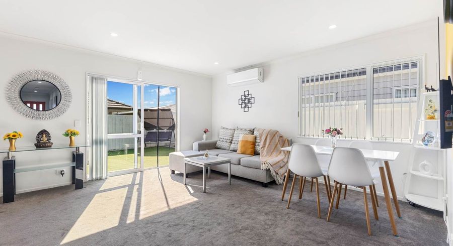  at 8 Whareatua Avenue, Takanini, Papakura, Auckland