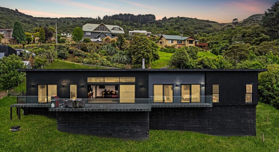  at 60 Kauri Street, Ravensbourne, Dunedin, Otago