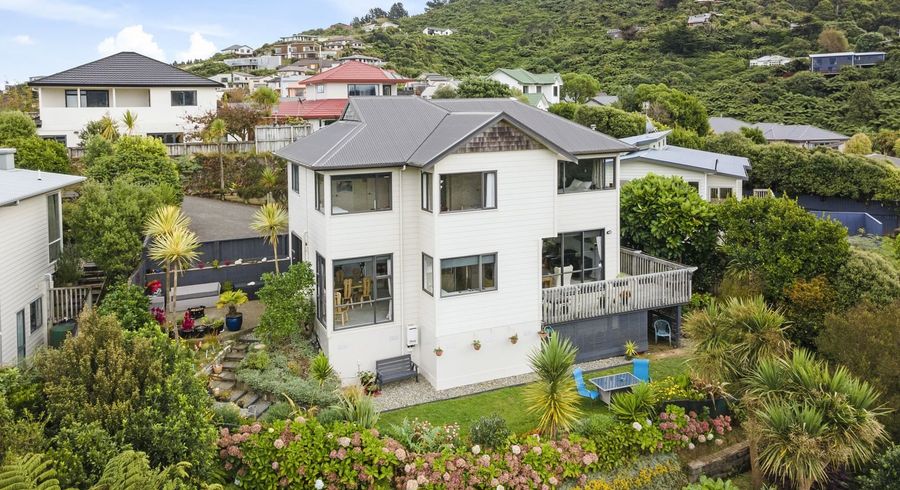  at 114B Redvers Drive, Belmont, Lower Hutt