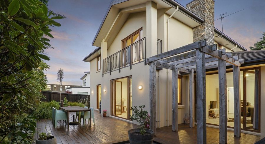  at 9 Taylors Avenue, Fendalton, Christchurch City, Canterbury