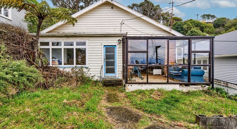  at 85 Farnham Street, Mornington, Wellington