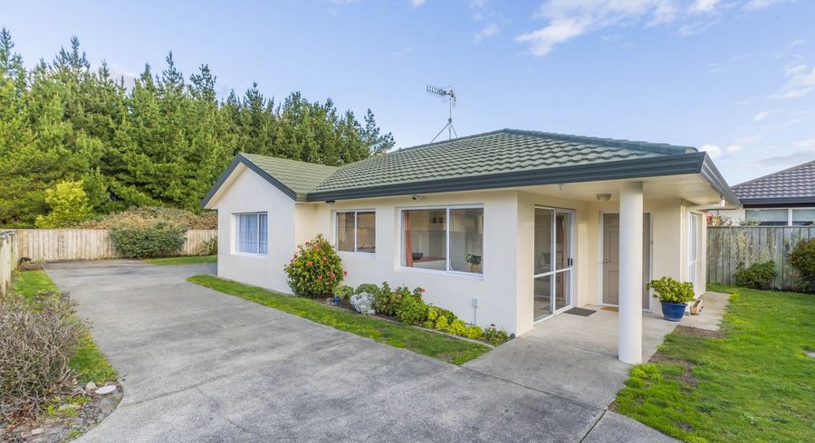  at 4E Cedar Drive, Paraparaumu Beach, Paraparaumu