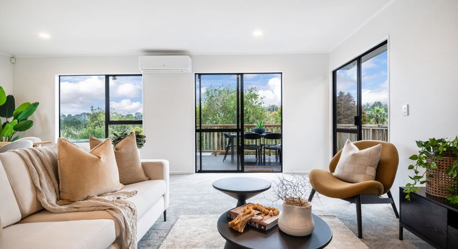  at 8 Hague Place, Birkenhead, Auckland