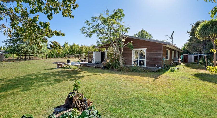  at 1168 East Coast Road, Redvale, Auckland