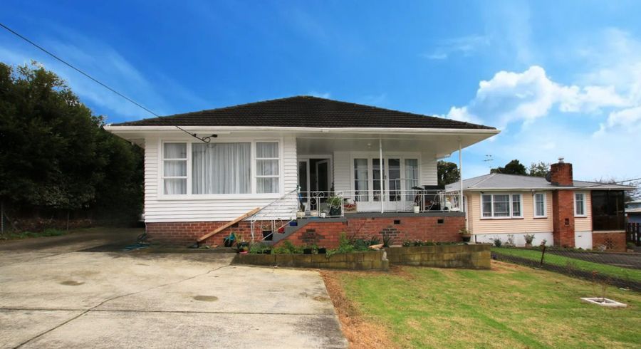  at 32 Kelwyn Road, Kelston, Waitakere City, Auckland