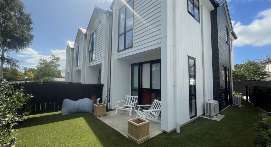  at 1/28 Riverview Road, Panmure, Auckland