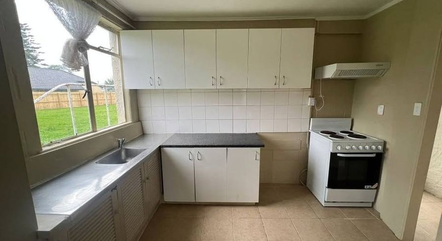  at 2/136 Kimpton Road, Papatoetoe, Papatoetoe, Manukau City, Auckland