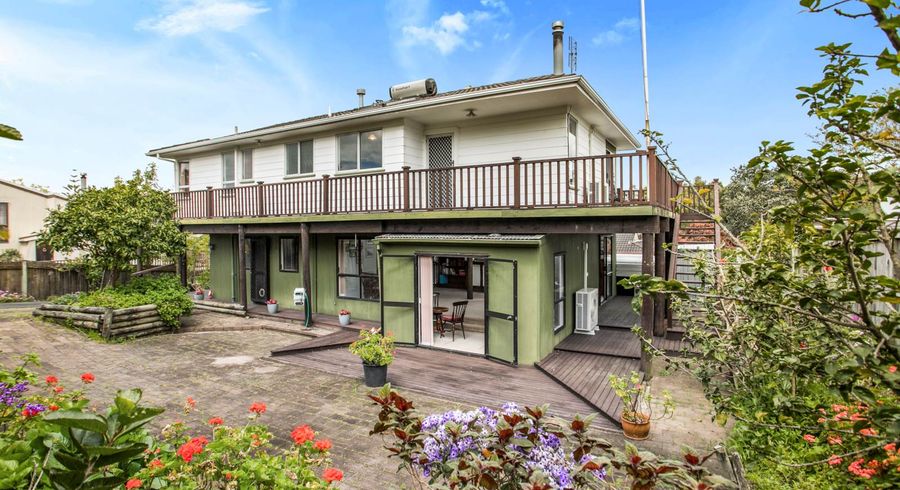  at 12A Oliver Twist Avenue, Mellons Bay, Auckland