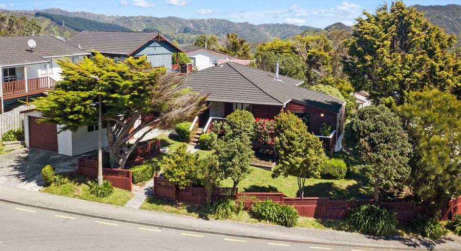  at 102 Montgomery Avenue, Karori, Wellington, Wellington