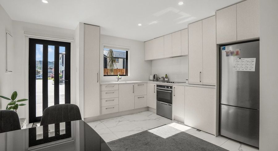  at 1/320 Oxford Terrace, Avalon, Lower Hutt, Wellington