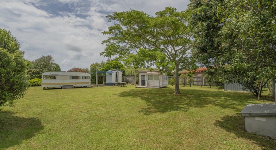  at 11 Charles Green Drive, Cooks Beach, Whitianga