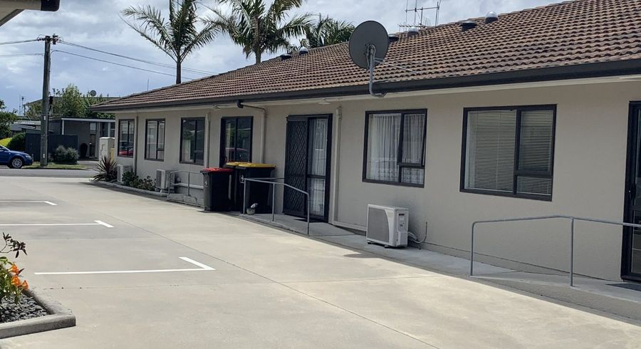 at 8D Heath Street, Mount Maunganui