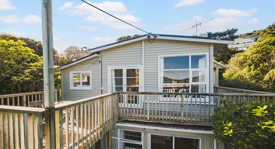  at 4 Huntingdon Street, Northland, Wellington