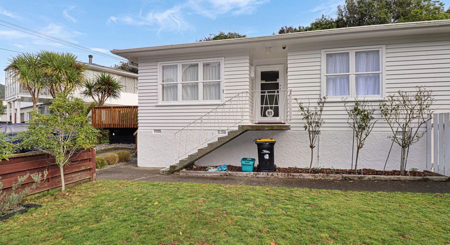  at 1/16B Redwood Avenue , Tawa, Wellington, Wellington