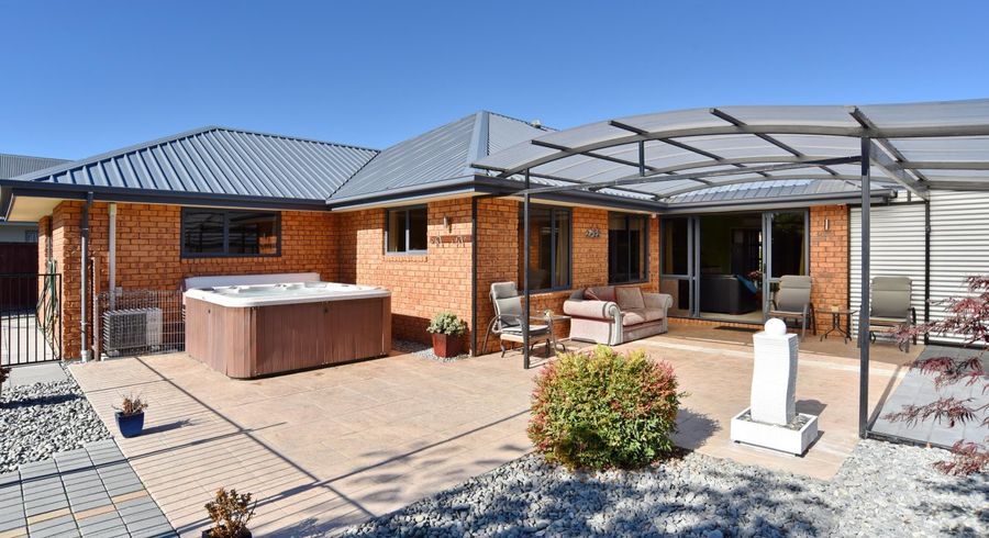  at 17 Styx River Place, Spencerville, Christchurch