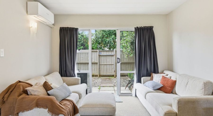  at 4/68 Ferndale Road, Mount Wellington, Auckland