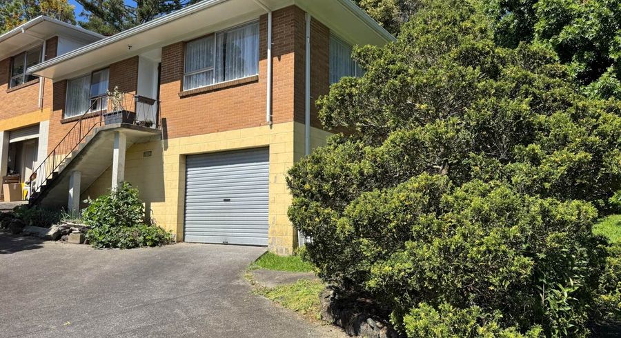  at 1/82 Peach Road, Glenfield, North Shore City, Auckland
