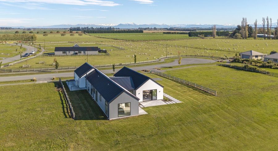  at 14 Village Green Drive, Huntingdon, Ashburton, Canterbury