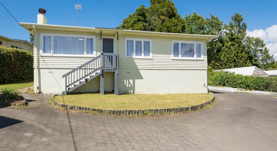  at 22b Kaipatiki Road, Glenfield, North Shore City, Auckland